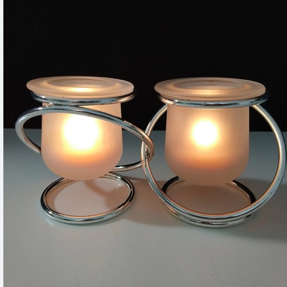 Vintage PartyLite 2 Frosted Glass candle holder silver plated metal intertwined - Picture 4 of 11